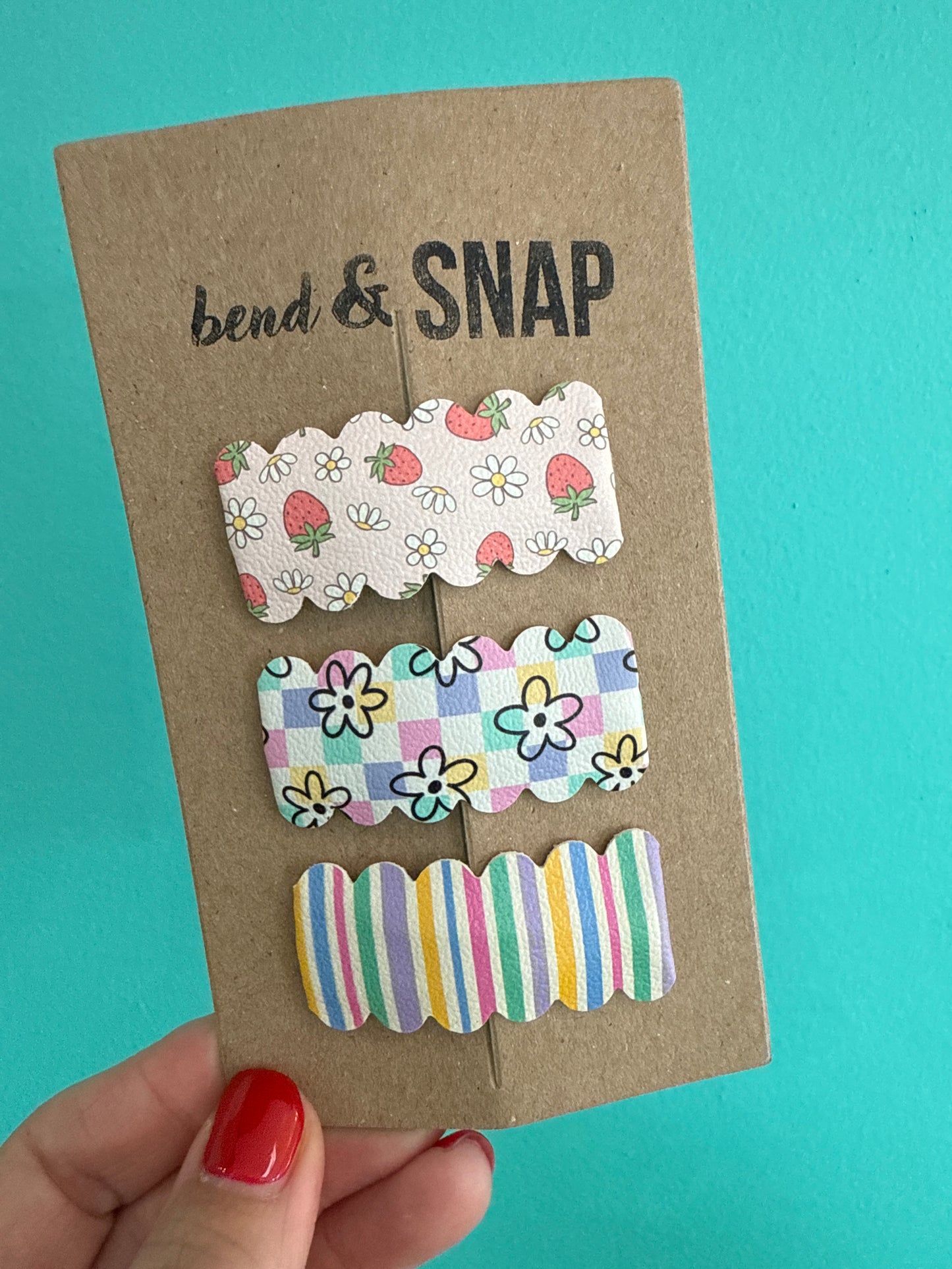 Strawberry/Daisy-Flower Grid-Stripes Snap Clips 3 Pack