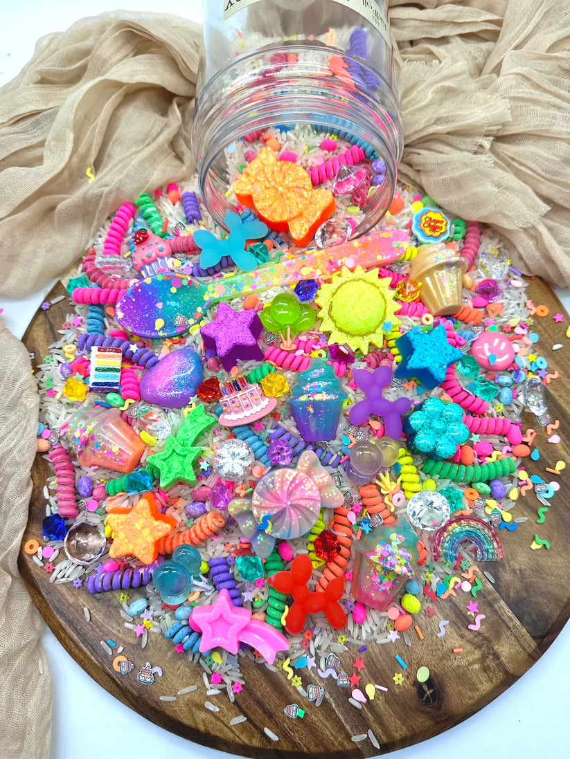 Happy Birthday Dump & Play Sensory Kit Mini