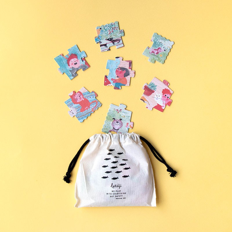 Cats & Dogs pocket puzzle 24pc