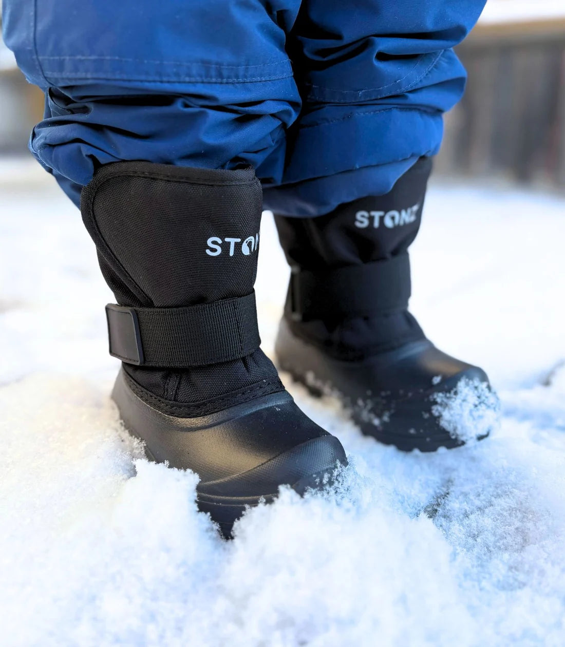 Black - Trek Ultra-Lightweight Insulated Winter Boot