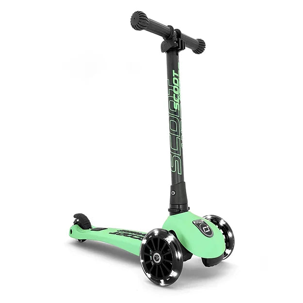Highwaykick 3 LED Scooter - Kiwi