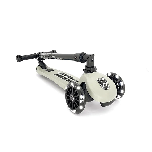 Highwaykick 3 LED Scooter - Ash