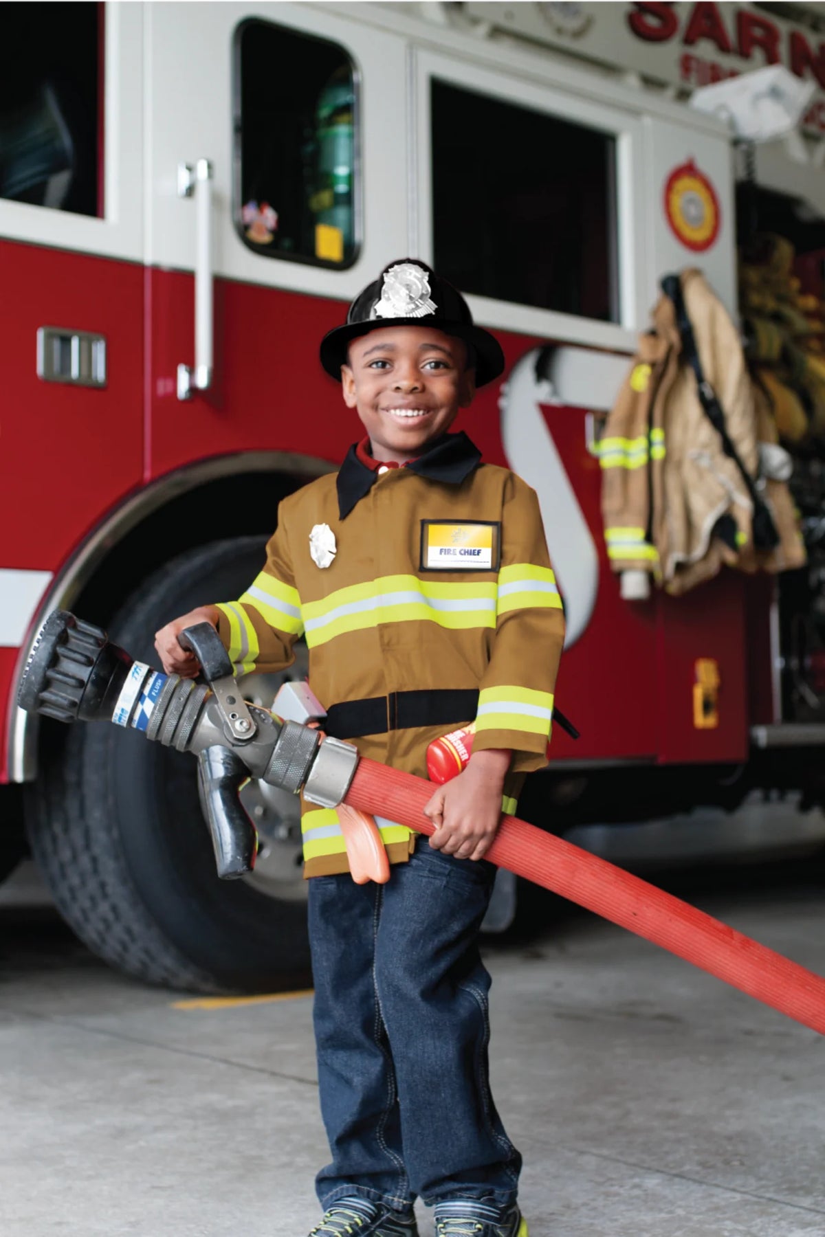 Firefighter Set with Accessories (Brown)