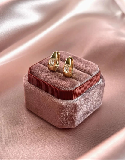CZ Petite Dome Huggies