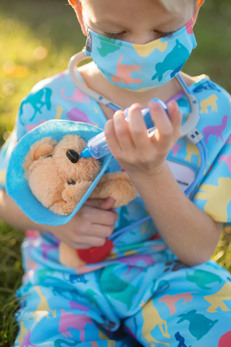 Veterinarian Scrubs with Accessories (5-6)