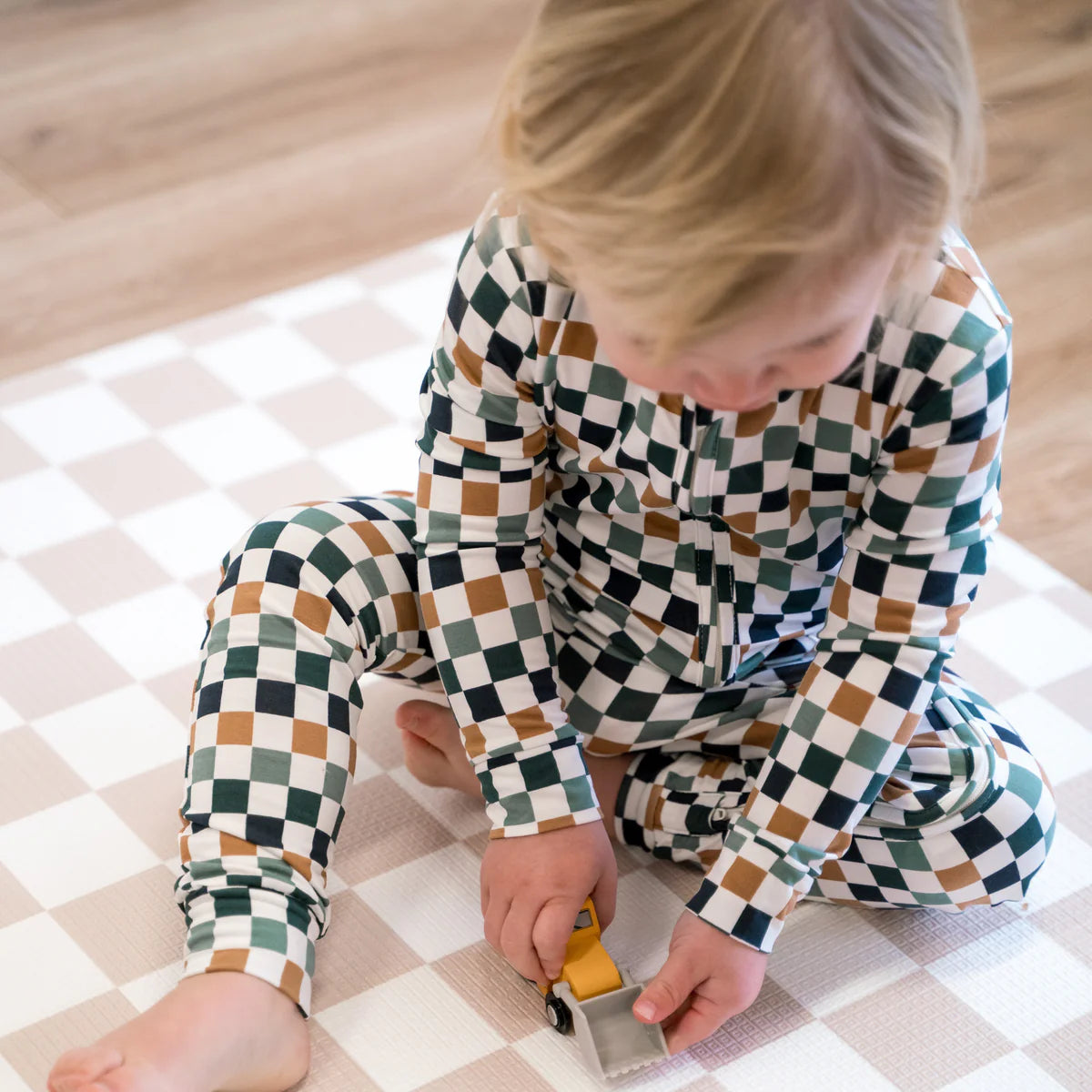 Multi Check Sleeper/Romper