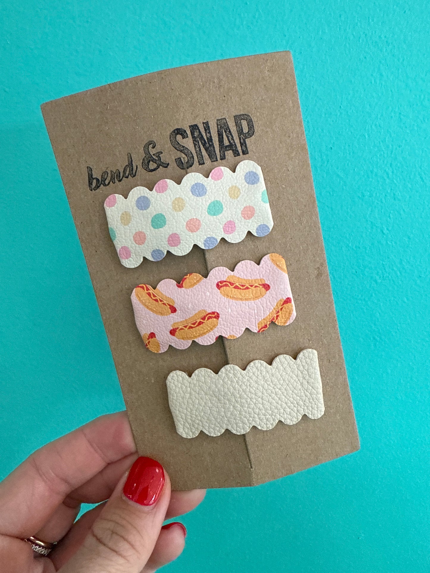 Dots-Hot Dog-Beige Snap Clips 3 Pack