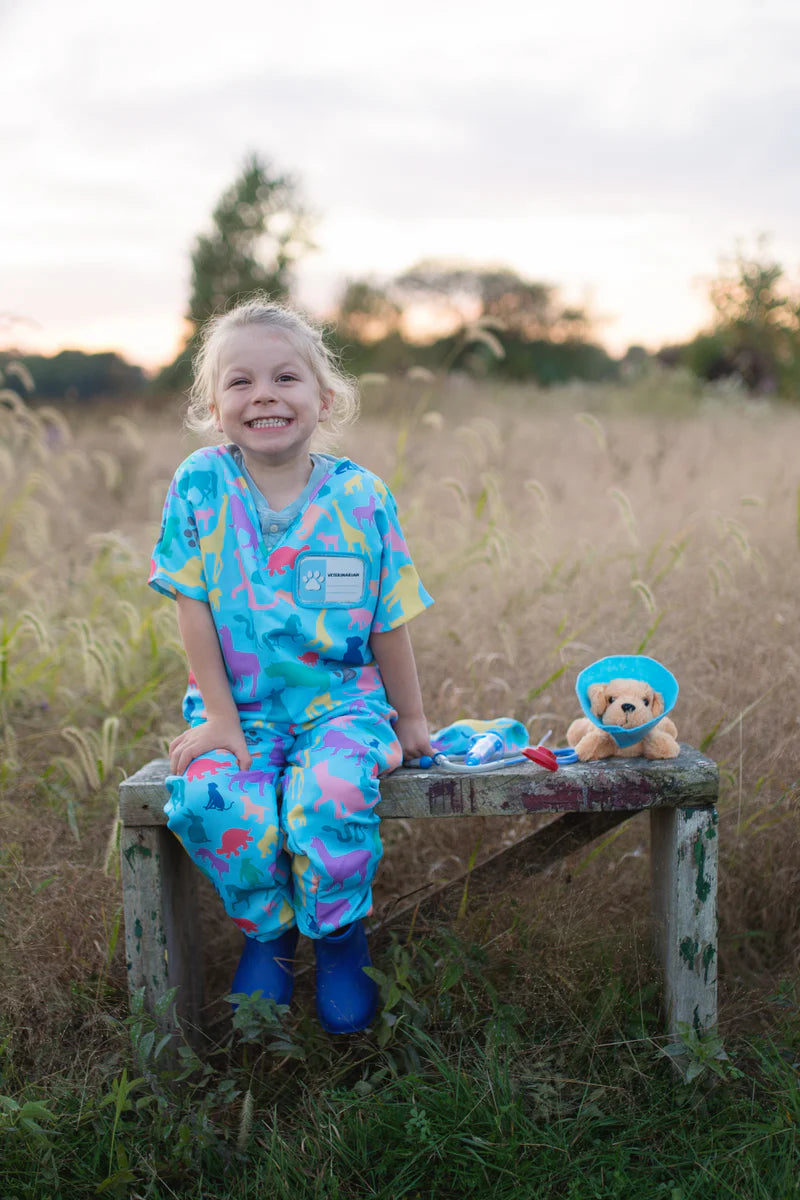 Veterinarian Scrubs with Accessories (5-6)