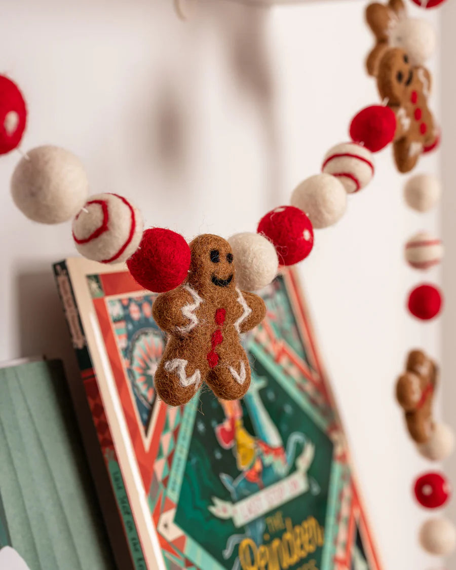 Red Gingerbread Christmas Felt Garland