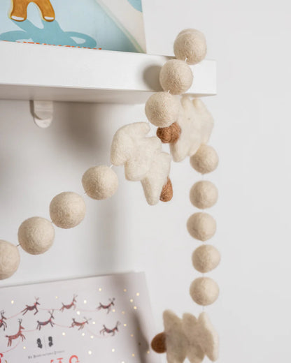 White Christmas Tree Christmas Felt Garland