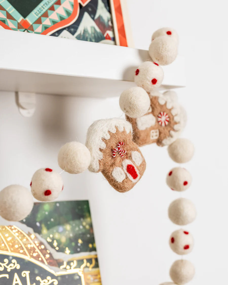 Gingerbread Houses Christmas Felt Garland