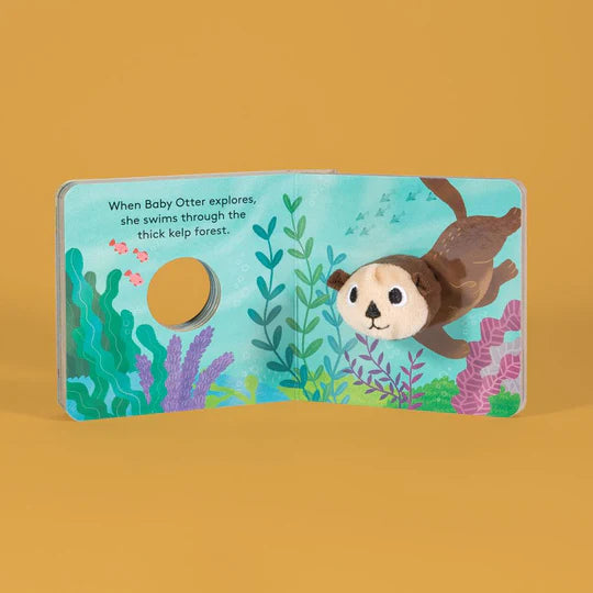 Baby Otter: Finger Puppet Book (BB)