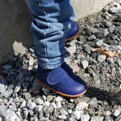 Navy Cruiser™ Natural Shoes for Babies (Size 4-7)