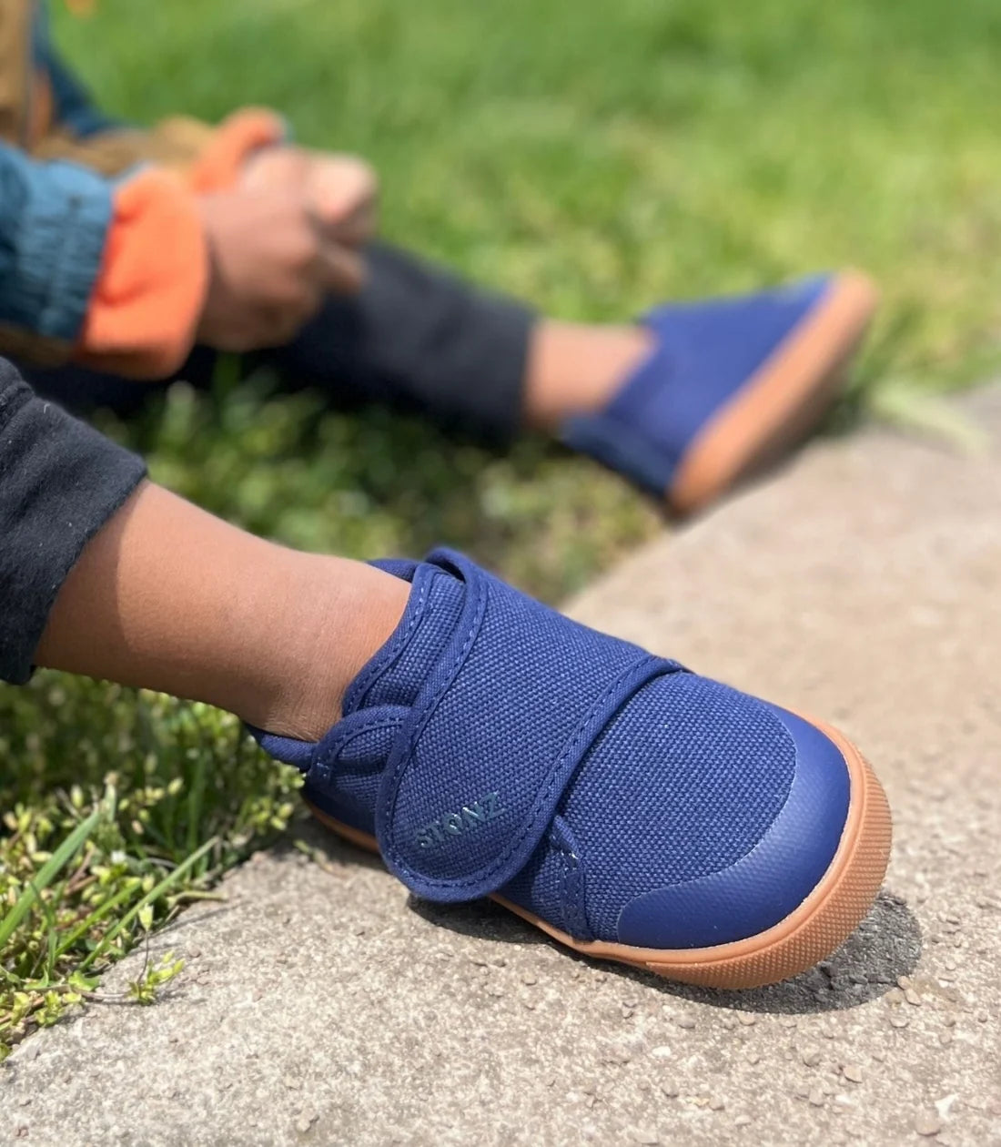 Navy Cruiser™ Natural Shoes for Toddlers (Size 8-10) (
