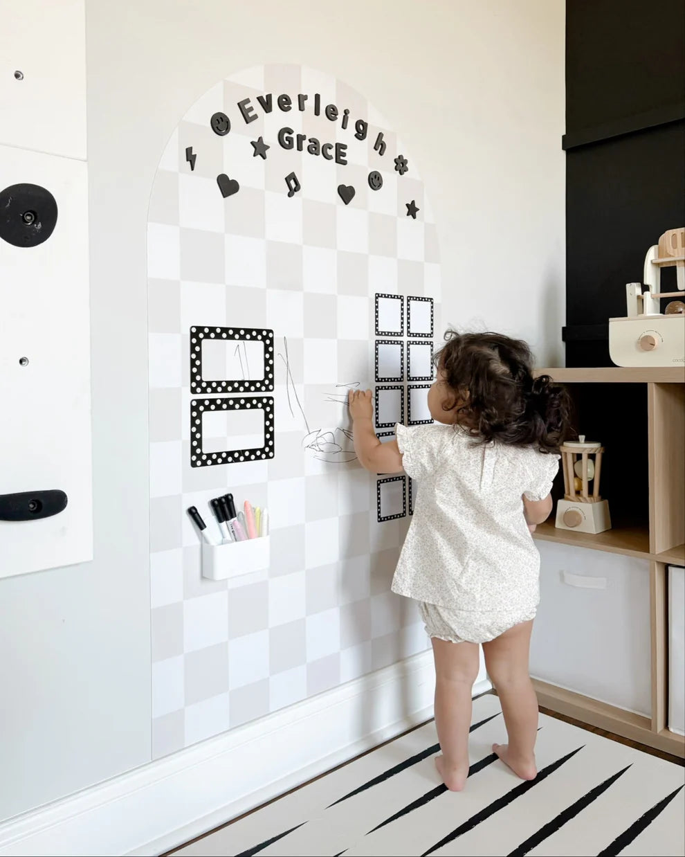 MEGA Magic Playwall