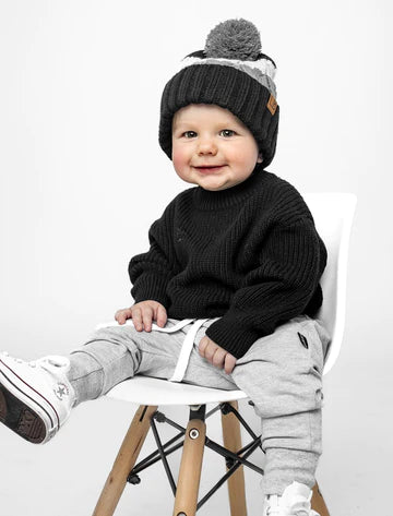 Black Chunky Pom Beanie