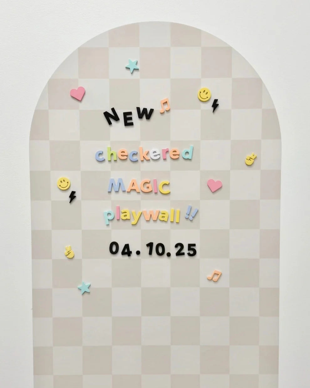 MEGA Magic Playwall
