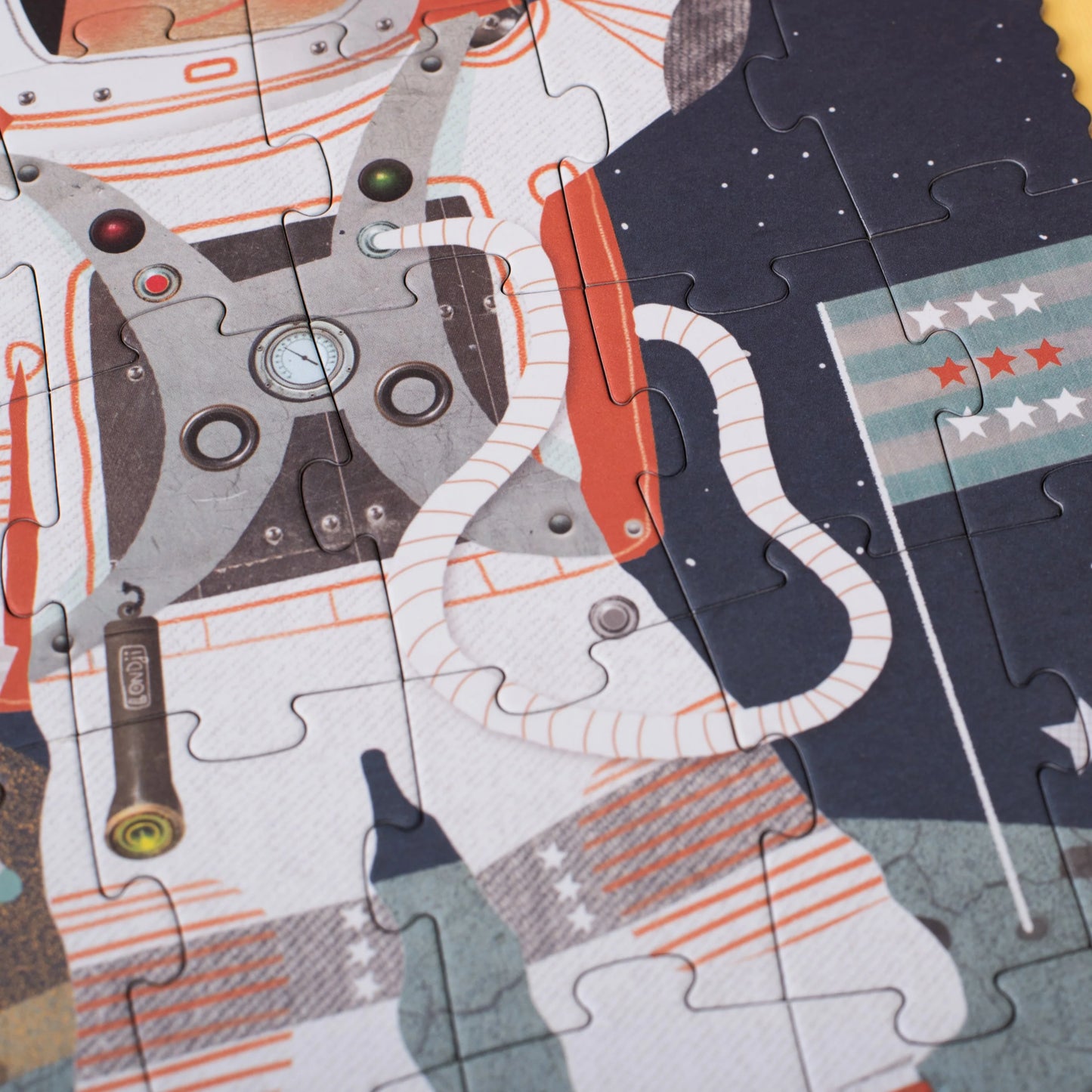 Astronaut pocket puzzle 36pc