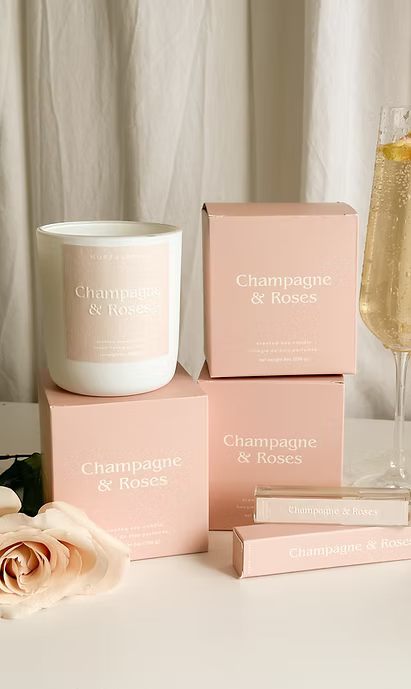 Champagne & Roses 8oz Scented Candle