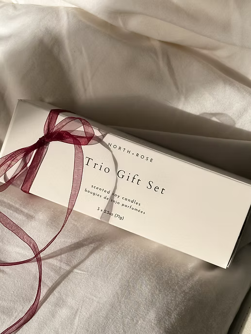 Love Is In The Air Trio