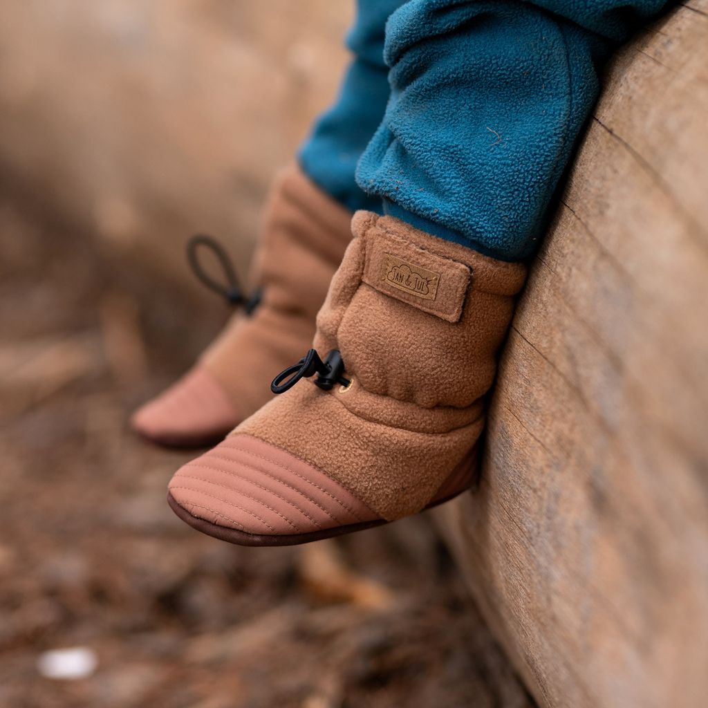 Brown Bear - Baby Stay-Put Cozy Booties