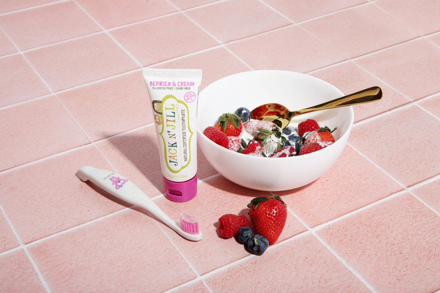 Natural Toothpaste Berries & Cream