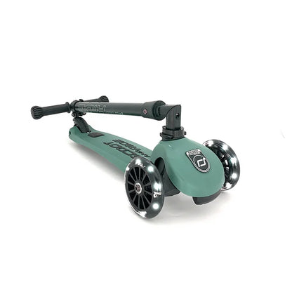 Highwaykick 3 LED Scooter - Forest