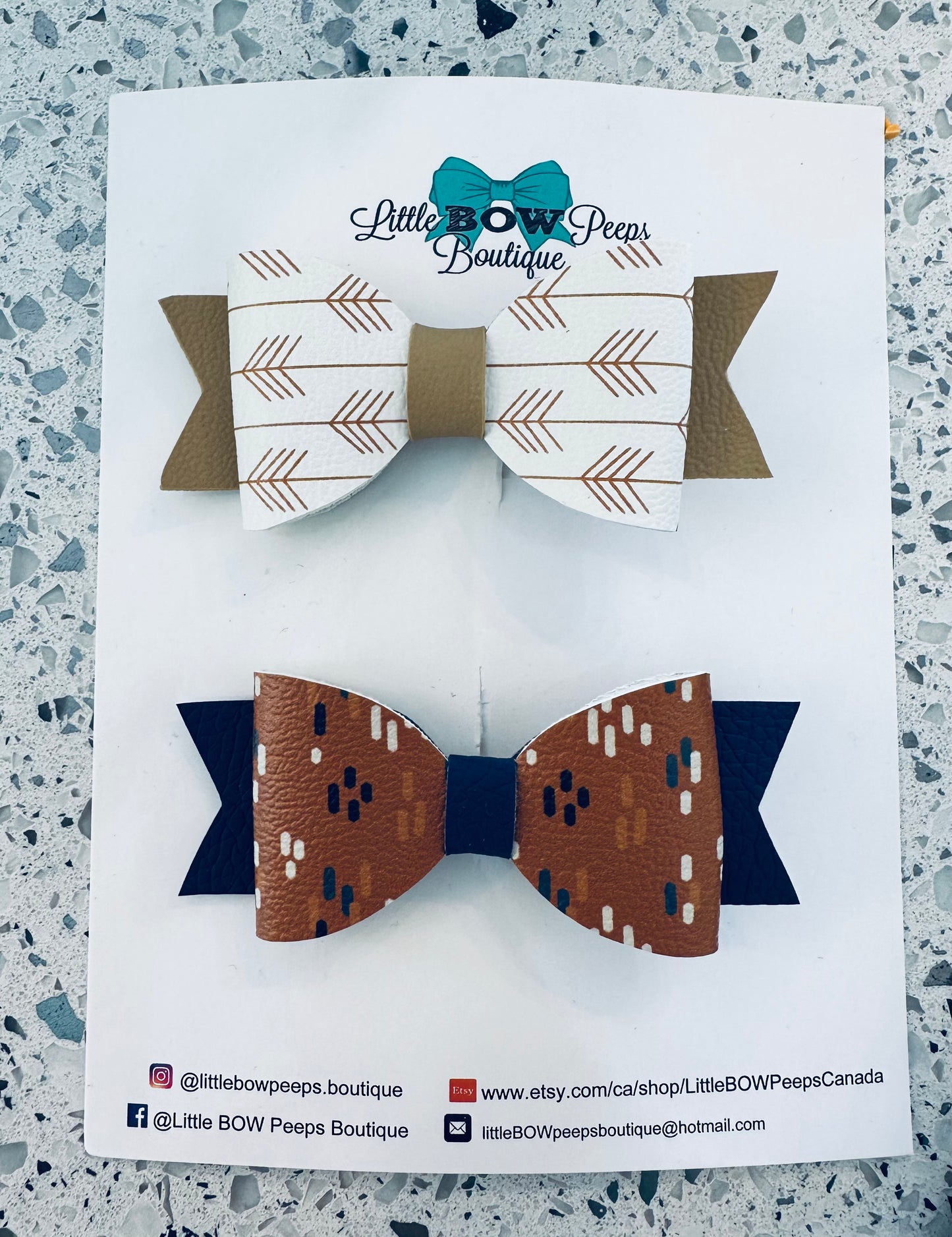 2 Pack Vegan Leather Clip Bows